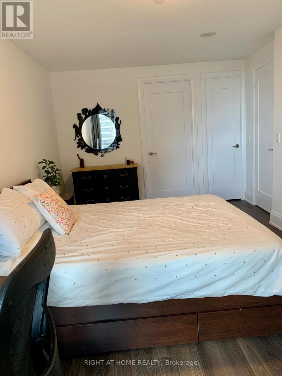 812 - 120 Harrison Garden Boulevard, Toronto, Ontario  M2N 0H1 - Photo 8 - C12445554