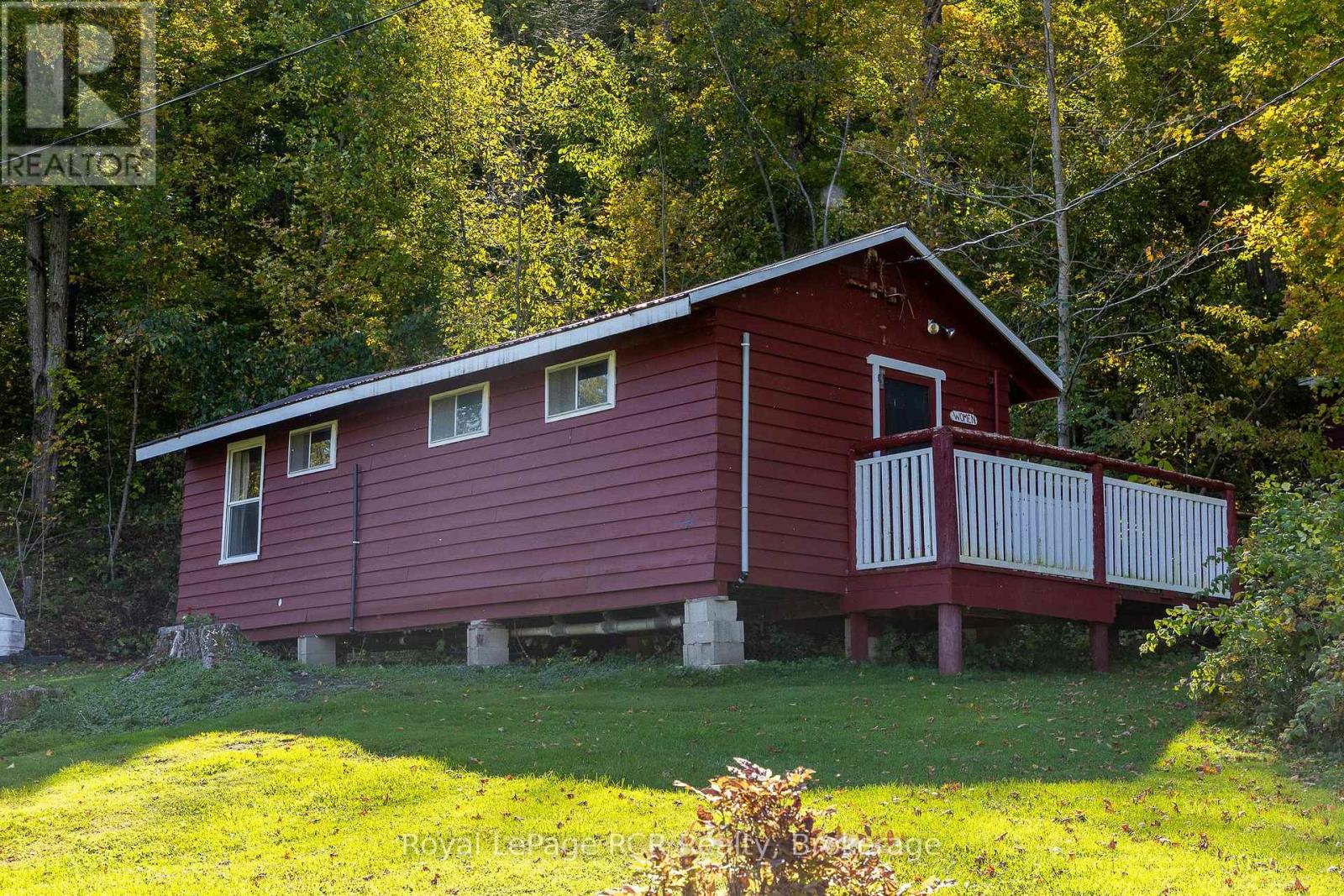 452 Bruce Rd. 11, Saugeen Shores, Ontario  N0G 2N0 - Photo 44 - X12445557