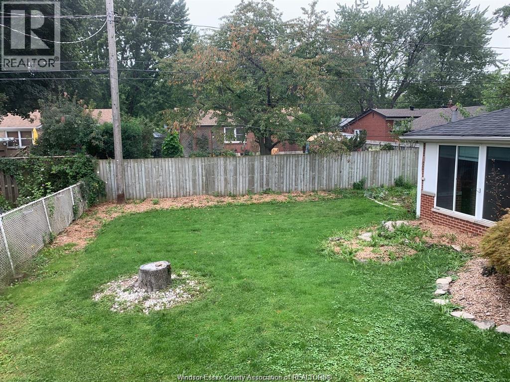 3551 Woodland, Windsor, Ontario  N9E 1Z9 - Photo 16 - 25025290