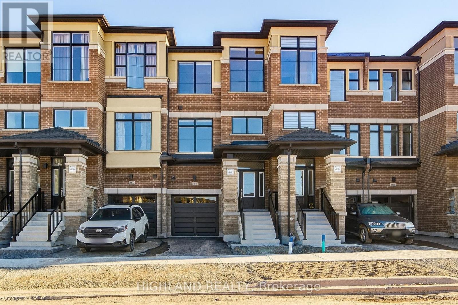 1170 DARTMOUTH CRESCENT, Oakville, Ontario