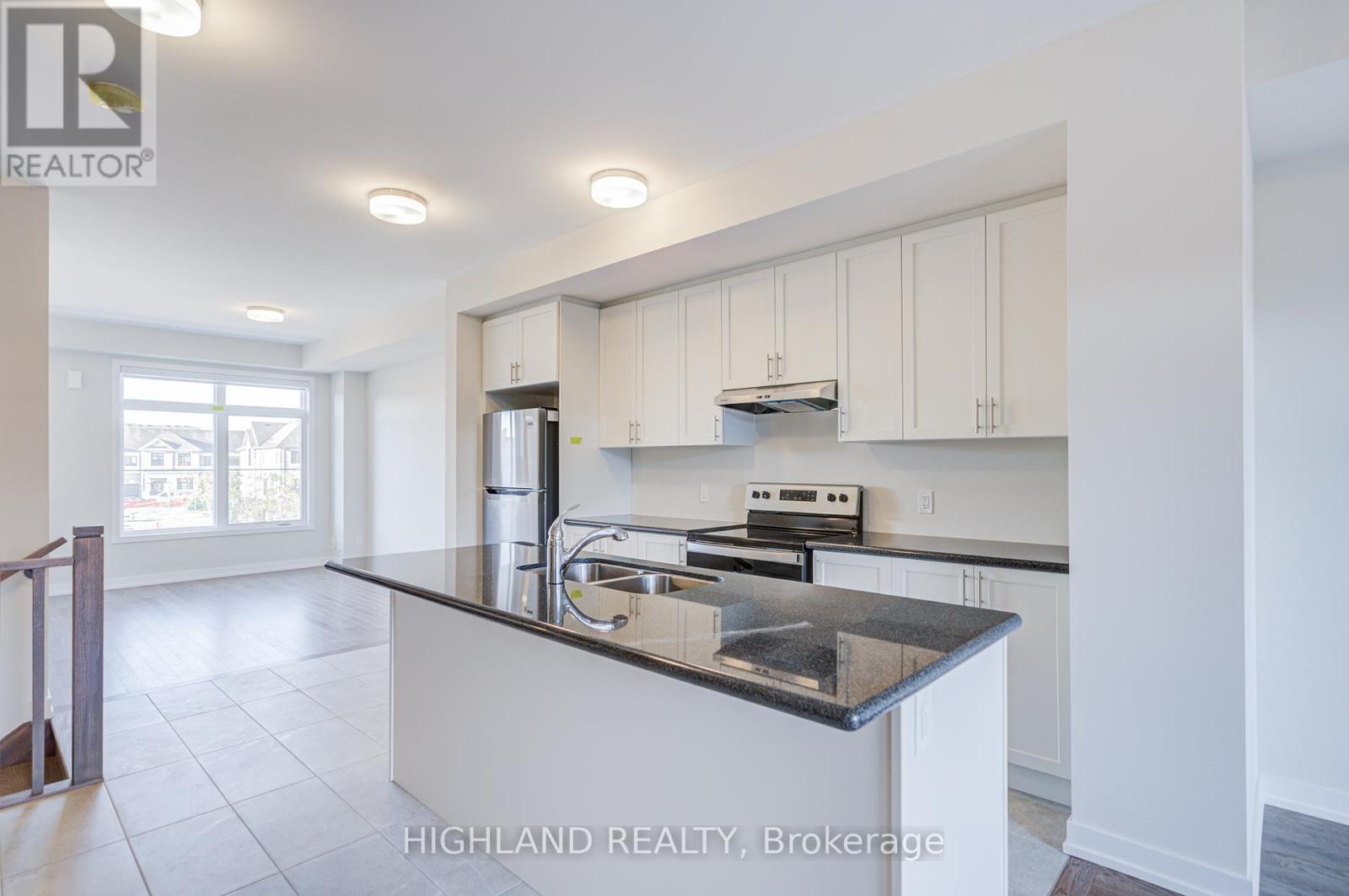 1170 Dartmouth Crescent, Oakville, Ontario  K1V 6J7 - Photo 12 - W12445545