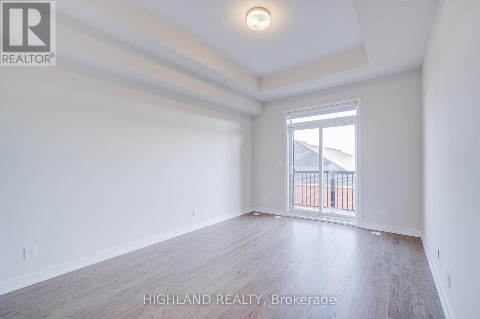 1170 Dartmouth Crescent, Oakville, Ontario  K1V 6J7 - Photo 19 - W12445545