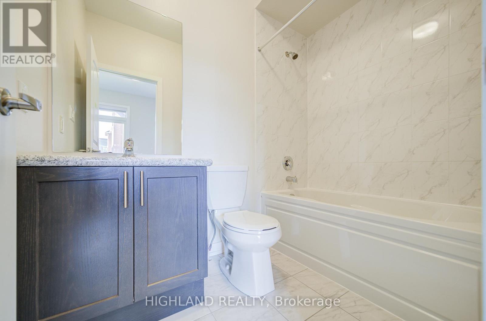 1170 Dartmouth Crescent, Oakville, Ontario  K1V 6J7 - Photo 7 - W12445545