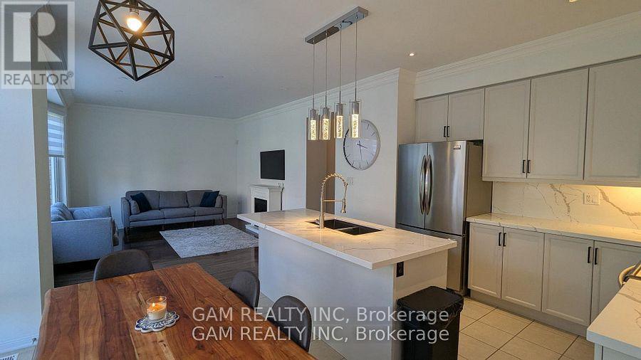 749 Scott Boulevard, Milton, Ontario  L9T 0Y3 - Photo 13 - W12445546