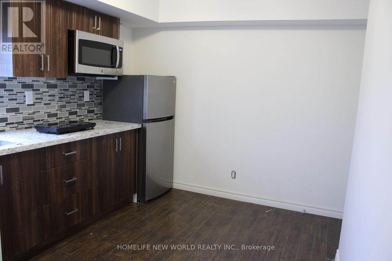301 - 2466 St Clair Avenue W, Toronto, Ontario  M6N 1L3 - Photo 5 - W12445549