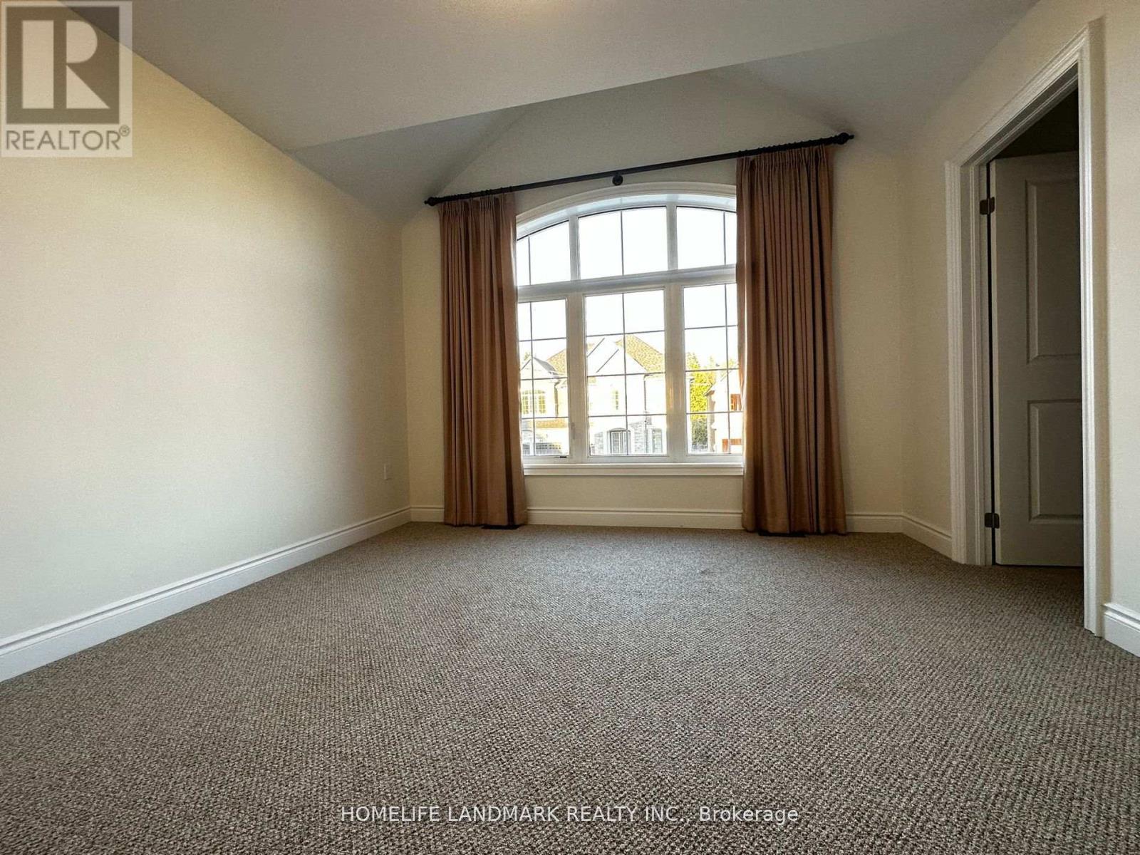 36 Upbound Court, East Gwillimbury, Ontario  L9N 0W5 - Photo 21 - N12445548