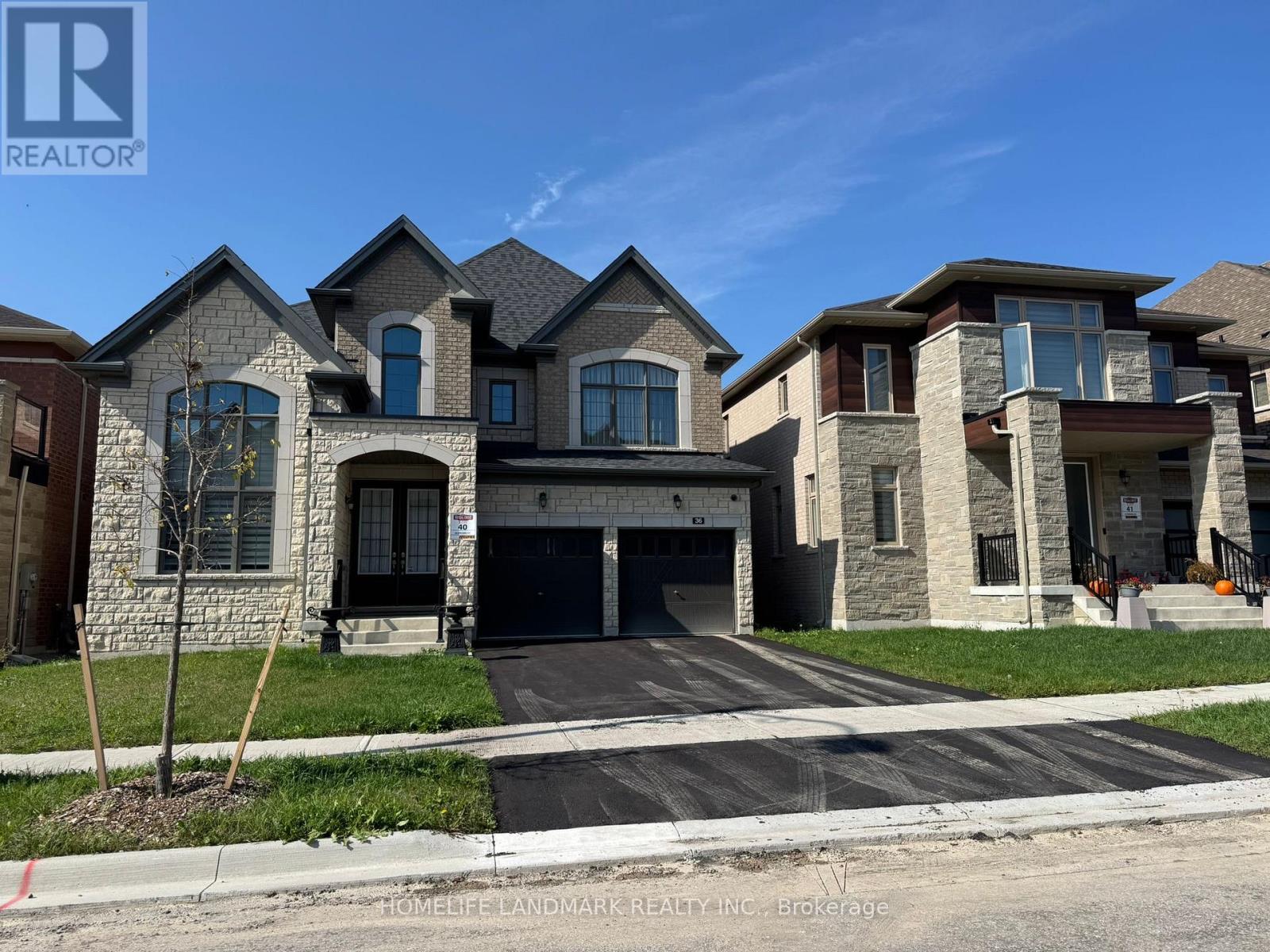 36 UPBOUND COURT, East Gwillimbury, Ontario