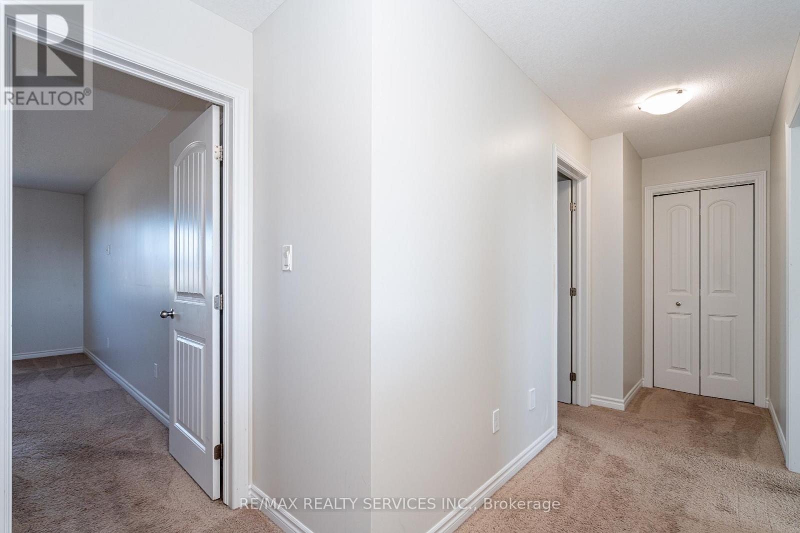 25 Acorn Trail, St. Thomas, Ontario  N5R 0H5 - Photo 14 - X12445550