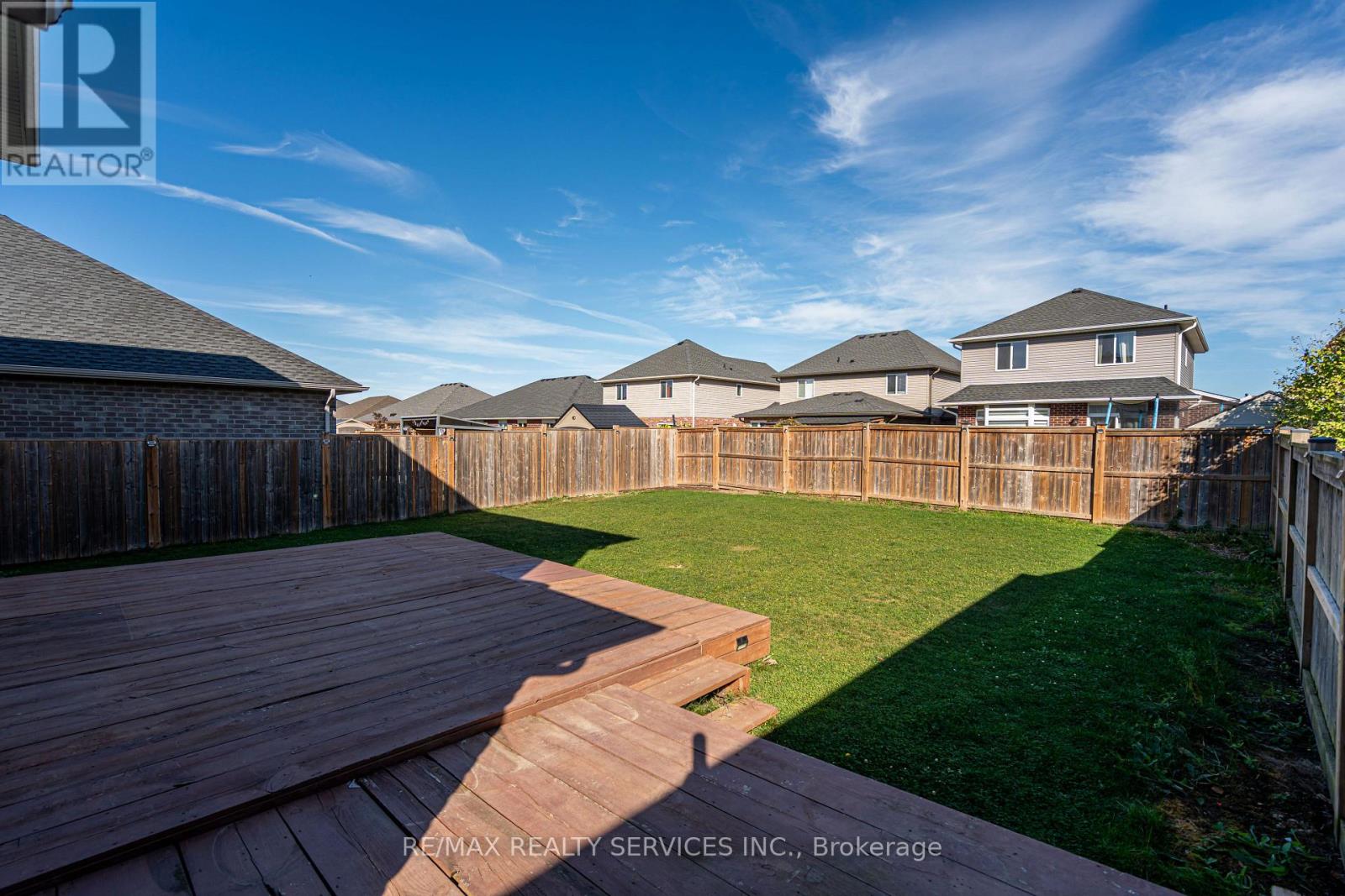 25 Acorn Trail, St. Thomas, Ontario  N5R 0H5 - Photo 26 - X12445550