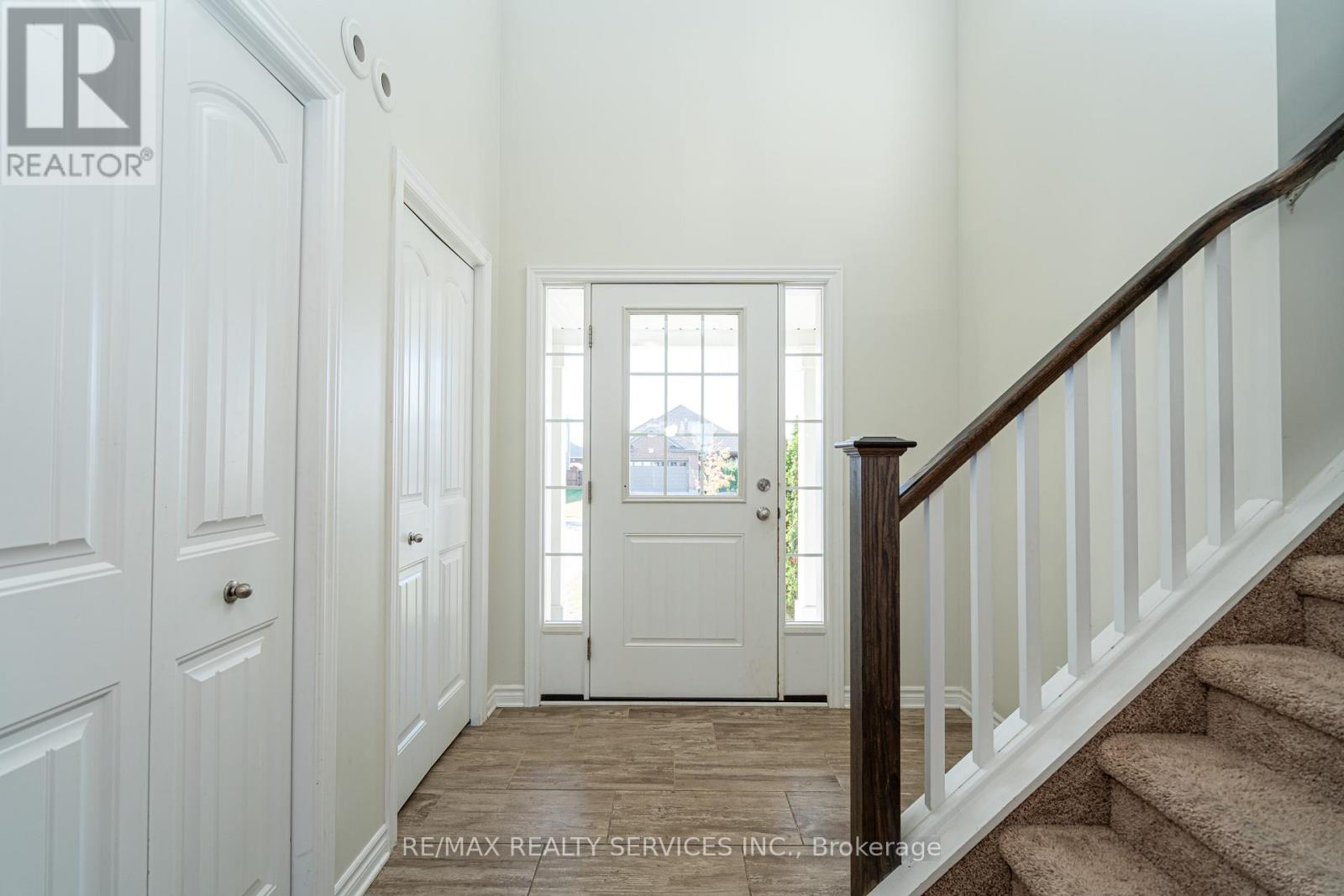 25 Acorn Trail, St. Thomas, Ontario  N5R 0H5 - Photo 6 - X12445550
