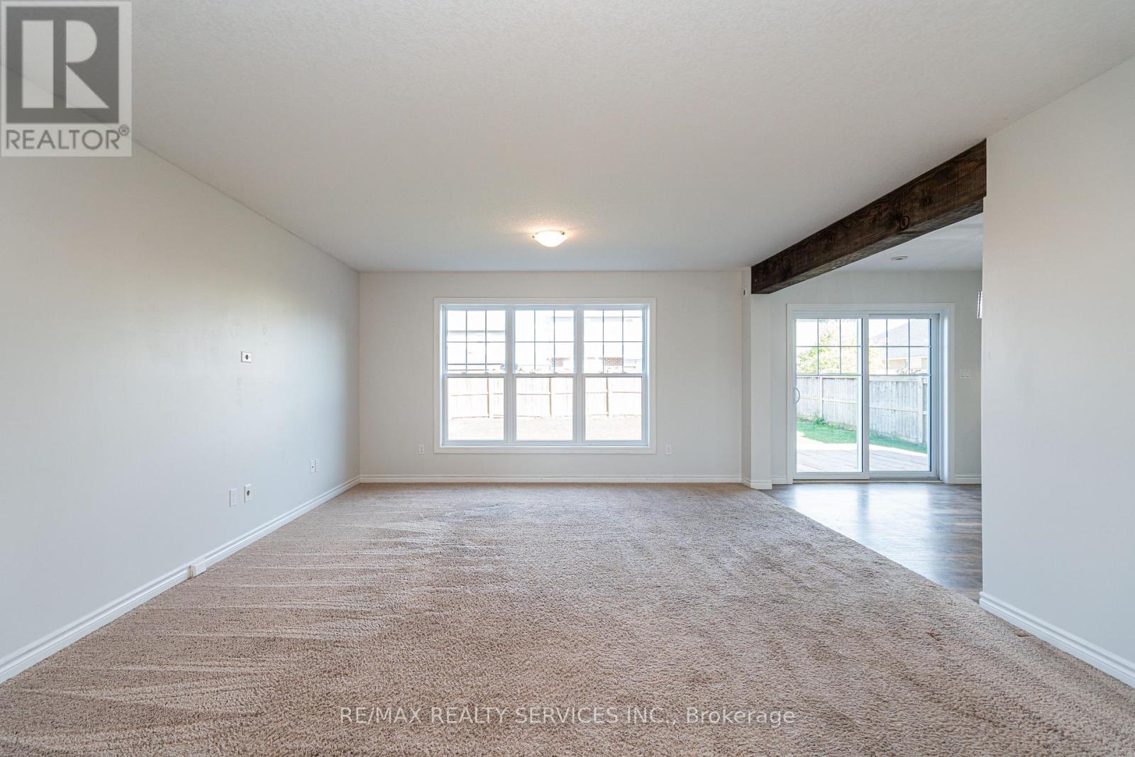 25 Acorn Trail, St. Thomas, Ontario  N5R 0H5 - Photo 7 - X12445550