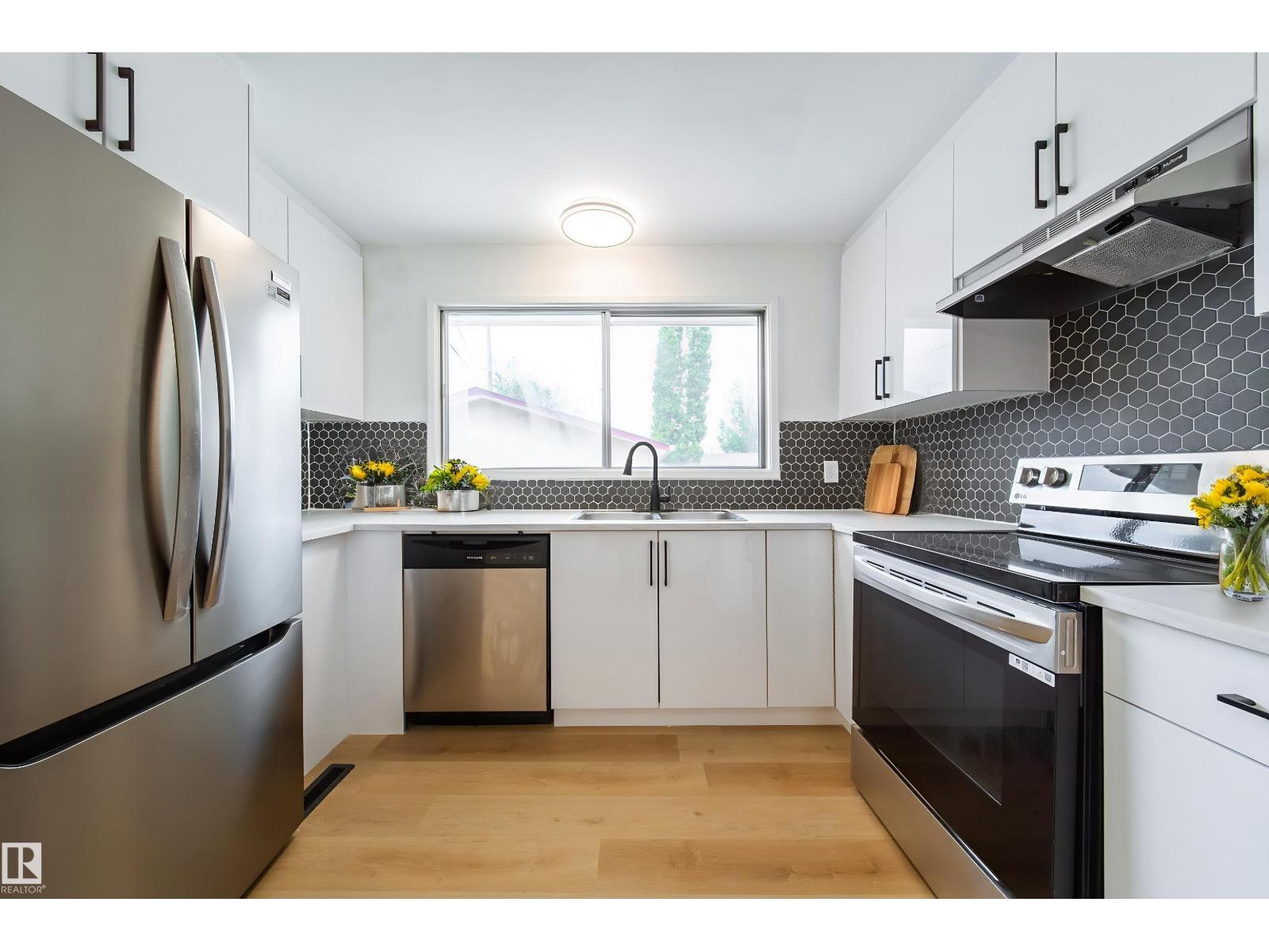 6708 132 Av Nw, Edmonton, Alberta  T5C 2A5 - Photo 2 - E4460921