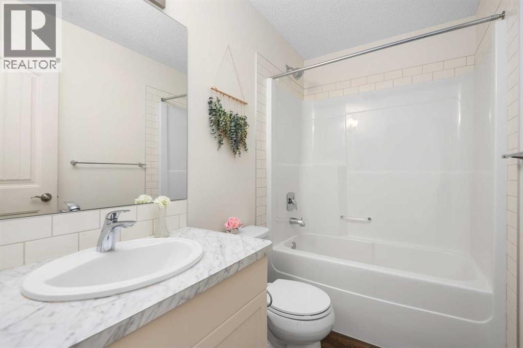 135 Legacy Reach Manor Se, Calgary, Alberta  T2X 2C5 - Photo 33 - A2257302