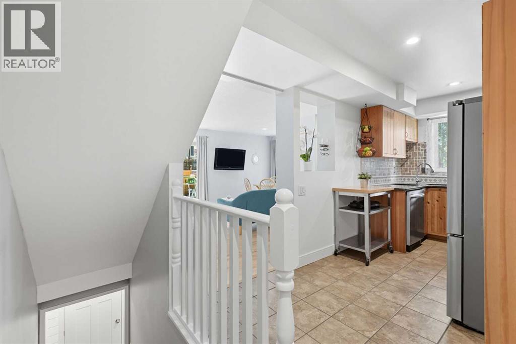 2, 2412 30 Street Sw, Calgary, Alberta  T3E 2M1 - Photo 7 - A2261895