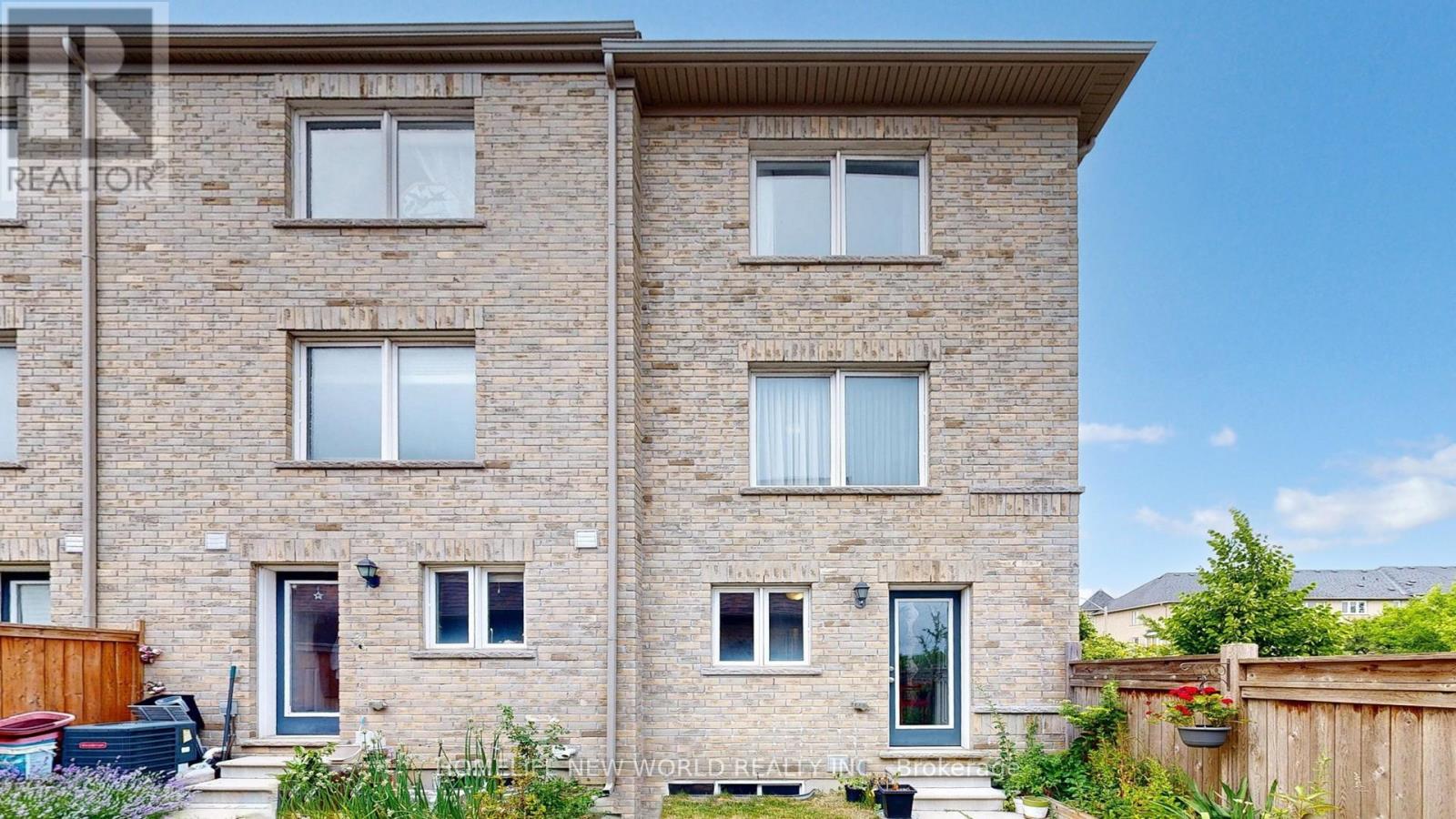 49 Kawneer Terrace, Toronto, Ontario  M1P 0C2 - Photo 43 - E12445559