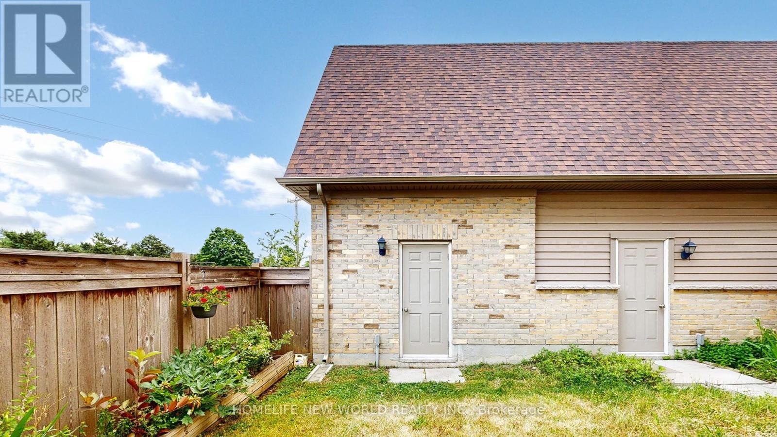 49 Kawneer Terrace, Toronto, Ontario  M1P 0C2 - Photo 45 - E12445559
