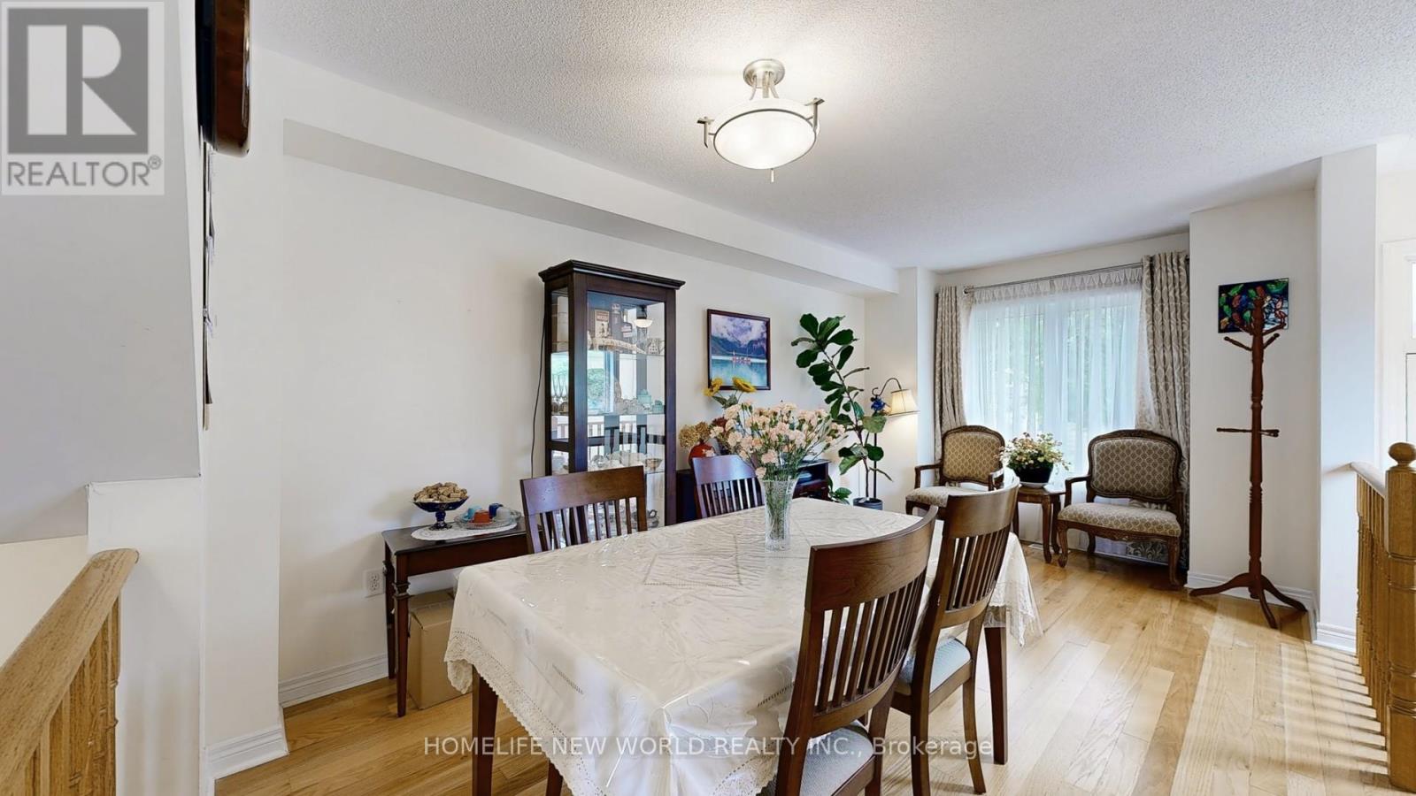49 Kawneer Terrace, Toronto, Ontario  M1P 0C2 - Photo 9 - E12445559