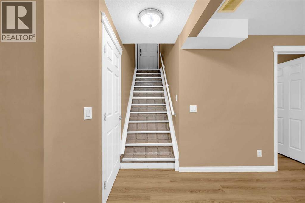 233 Saddlecrest Way Ne, Calgary, Alberta  T3J 5N2 - Photo 33 - A2259387