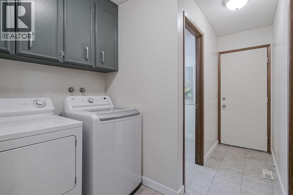 620 Deer Side Place Se, Calgary, Alberta  T2J 6A2 - Photo 23 - A2260010