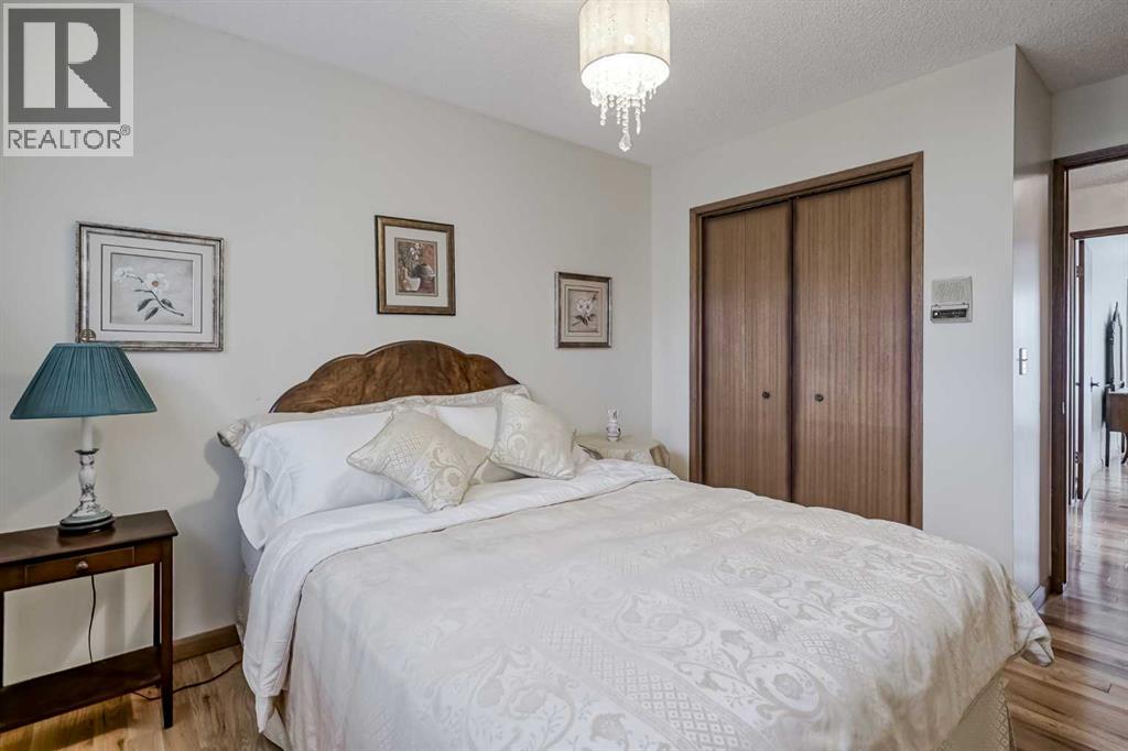 620 Deer Side Place Se, Calgary, Alberta  T2J 6A2 - Photo 32 - A2260010
