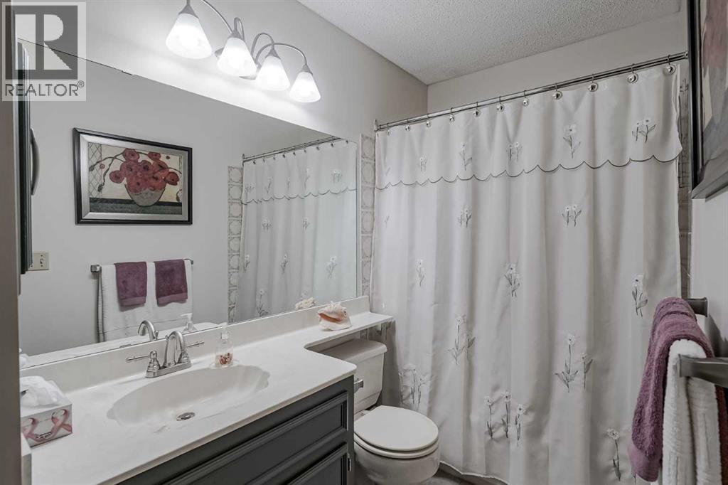 620 Deer Side Place Se, Calgary, Alberta  T2J 6A2 - Photo 35 - A2260010