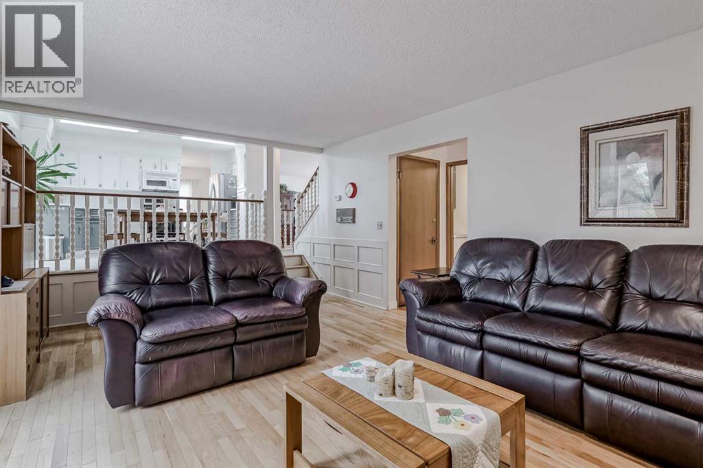 620 Deer Side Place Se, Calgary, Alberta  T2J 6A2 - Photo 20 - A2260010