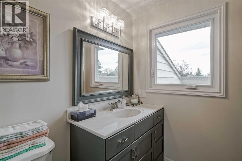 620 Deer Side Place Se, Calgary, Alberta  T2J 6A2 - Photo 29 - A2260010