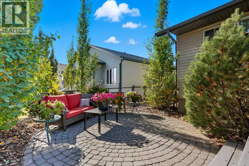 79 Hillcrest Boulevard, Strathmore, Alberta  T1P 0A4 - Photo 39 - A2261650