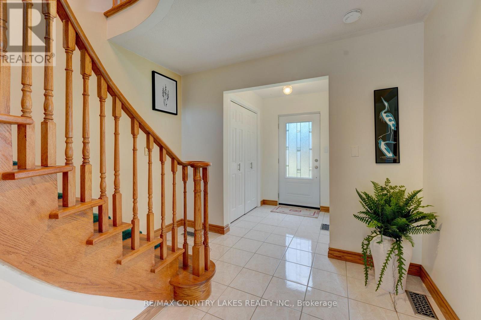 341 County Rd 46, Kawartha Lakes, Ontario  K0M 2M0 - Photo 4 - X12445563