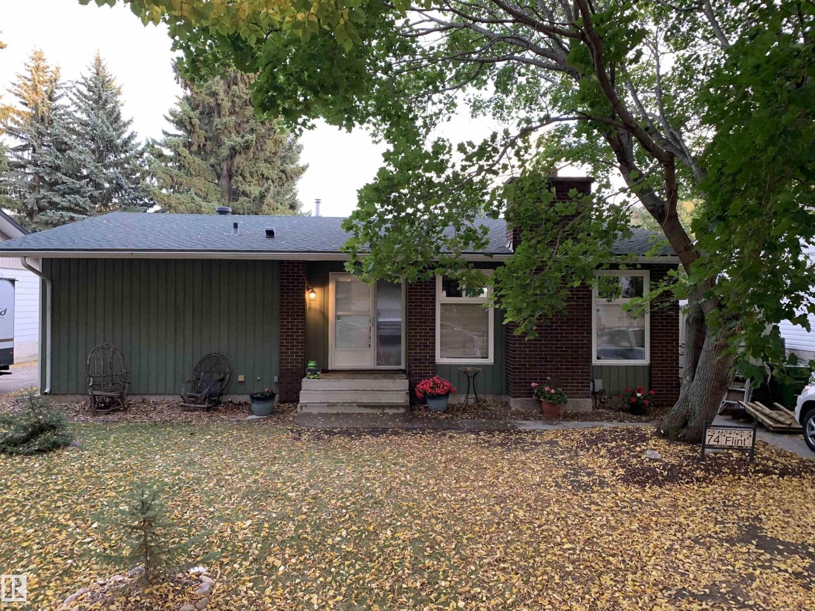 74 Flint Cr, St. Albert, Alberta  T8N 1Y8 - Photo 1 - E4460241