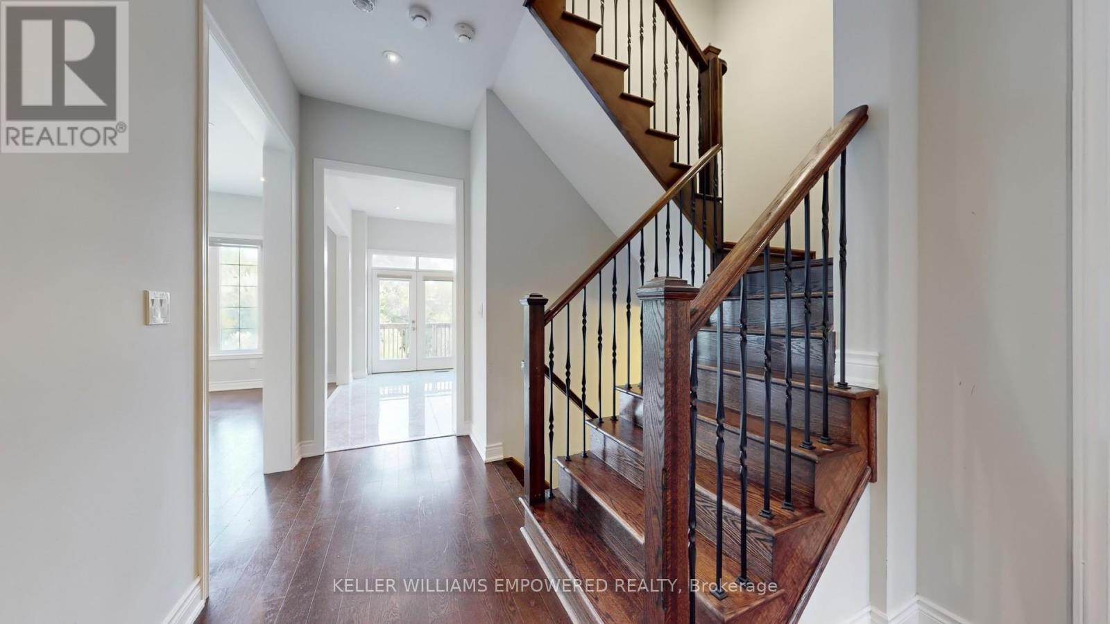 138 Crane Street, Aurora, Ontario  L4G 0W2 - Photo 11 - N12445564