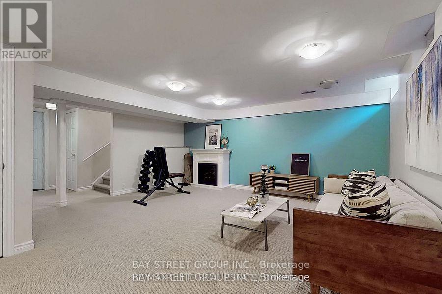 37 Whisperwood Road, Vaughan, Ontario  L4J 9G6 - Photo 10 - N12445568