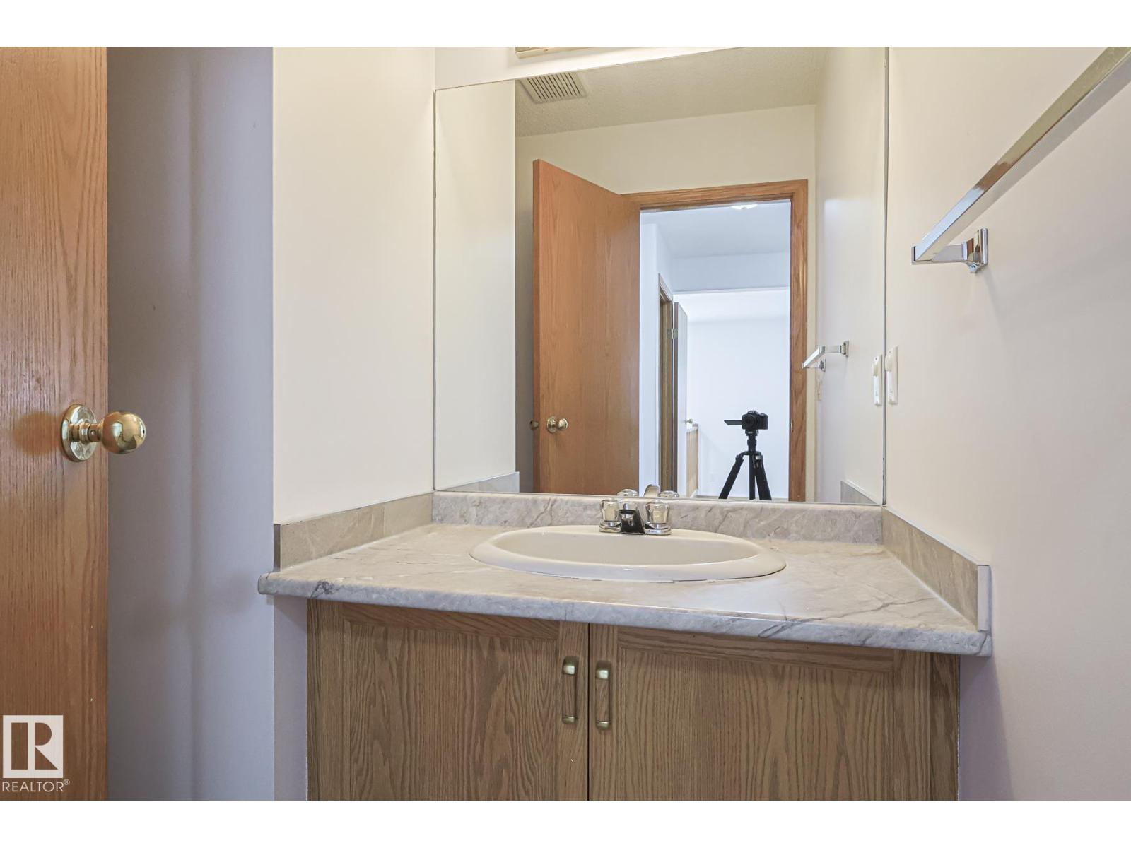 4631 43 Av Nw, Edmonton, Alberta  T6L 6L9 - Photo 21 - E4460205