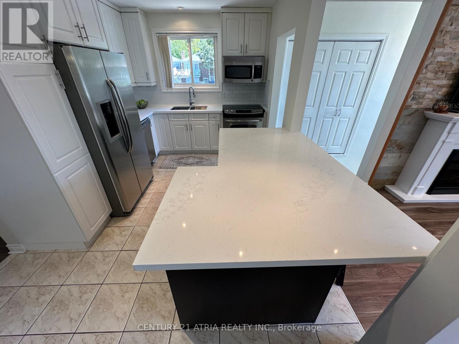 18 Reiber Crescent, Toronto, Ontario  M2H 1C4 - Photo 12 - C12380642