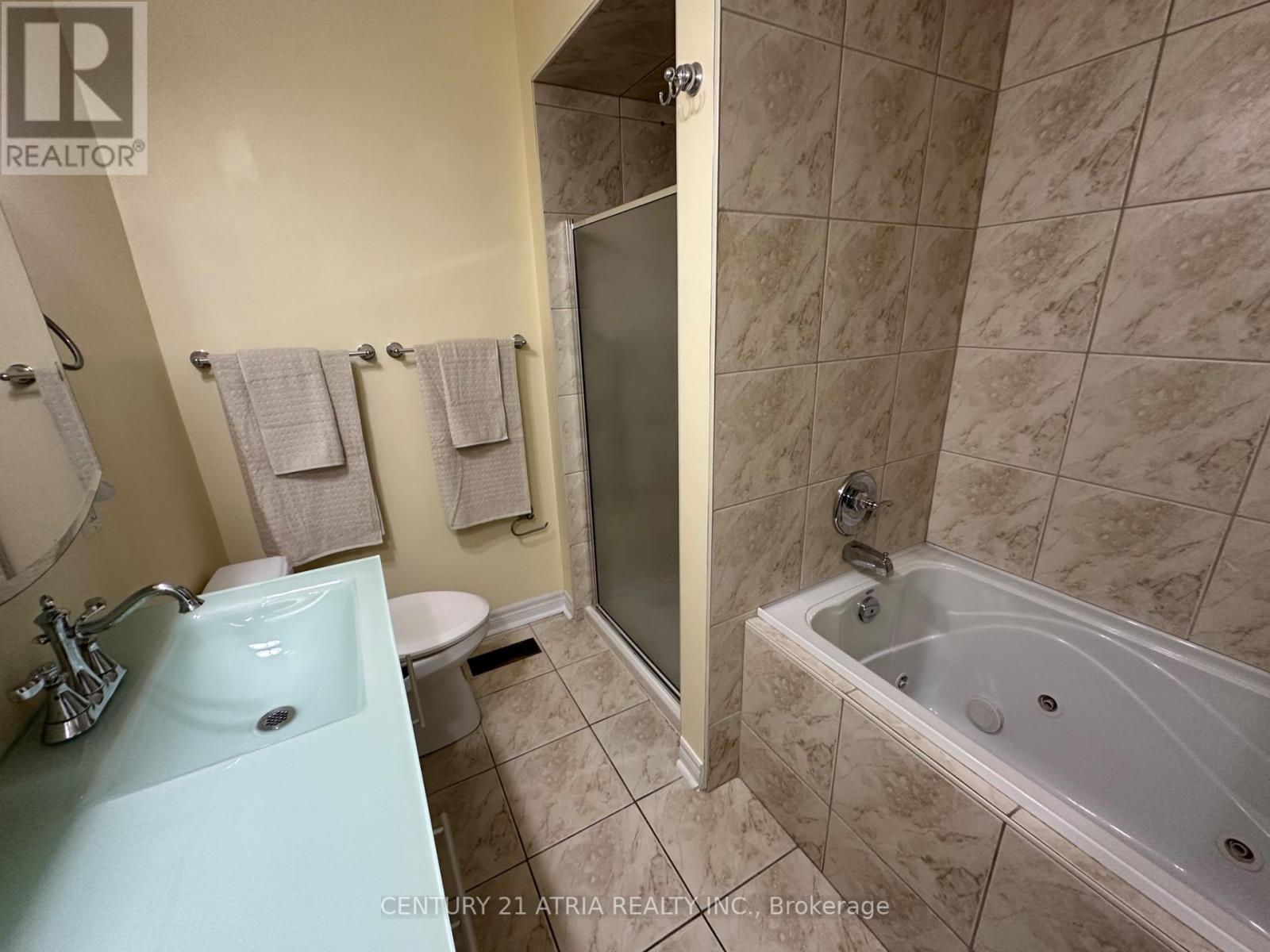 18 Reiber Crescent, Toronto, Ontario  M2H 1C4 - Photo 24 - C12380642