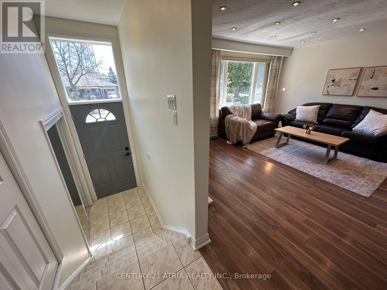 18 Reiber Crescent, Toronto, Ontario  M2H 1C4 - Photo 16 - C12380642
