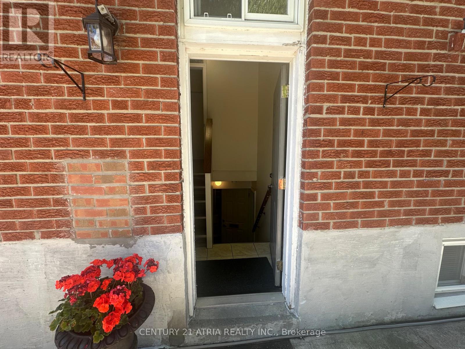 18 Reiber Crescent, Toronto, Ontario  M2H 1C4 - Photo 35 - C12380642