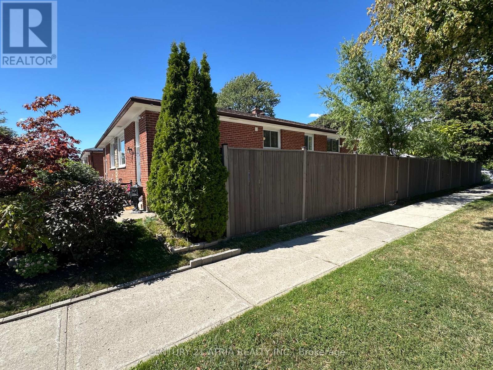 18 Reiber Crescent, Toronto, Ontario  M2H 1C4 - Photo 38 - C12380642