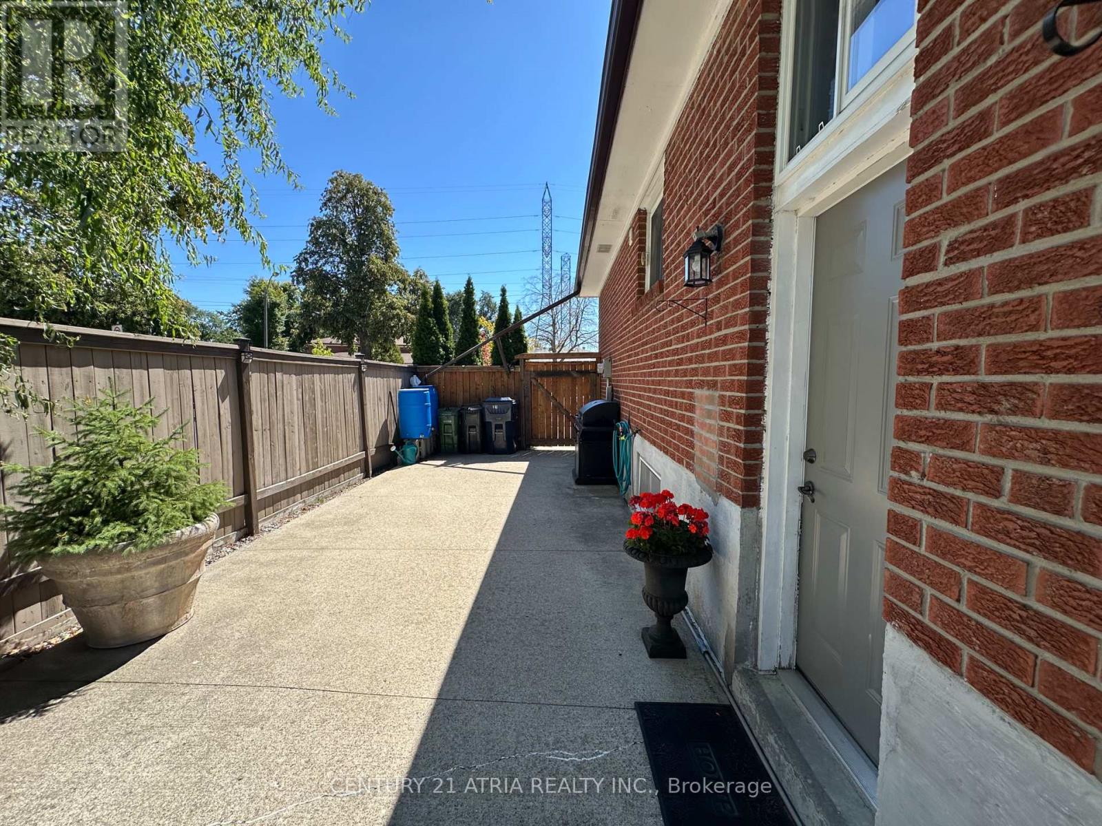 18 Reiber Crescent, Toronto, Ontario  M2H 1C4 - Photo 40 - C12380642