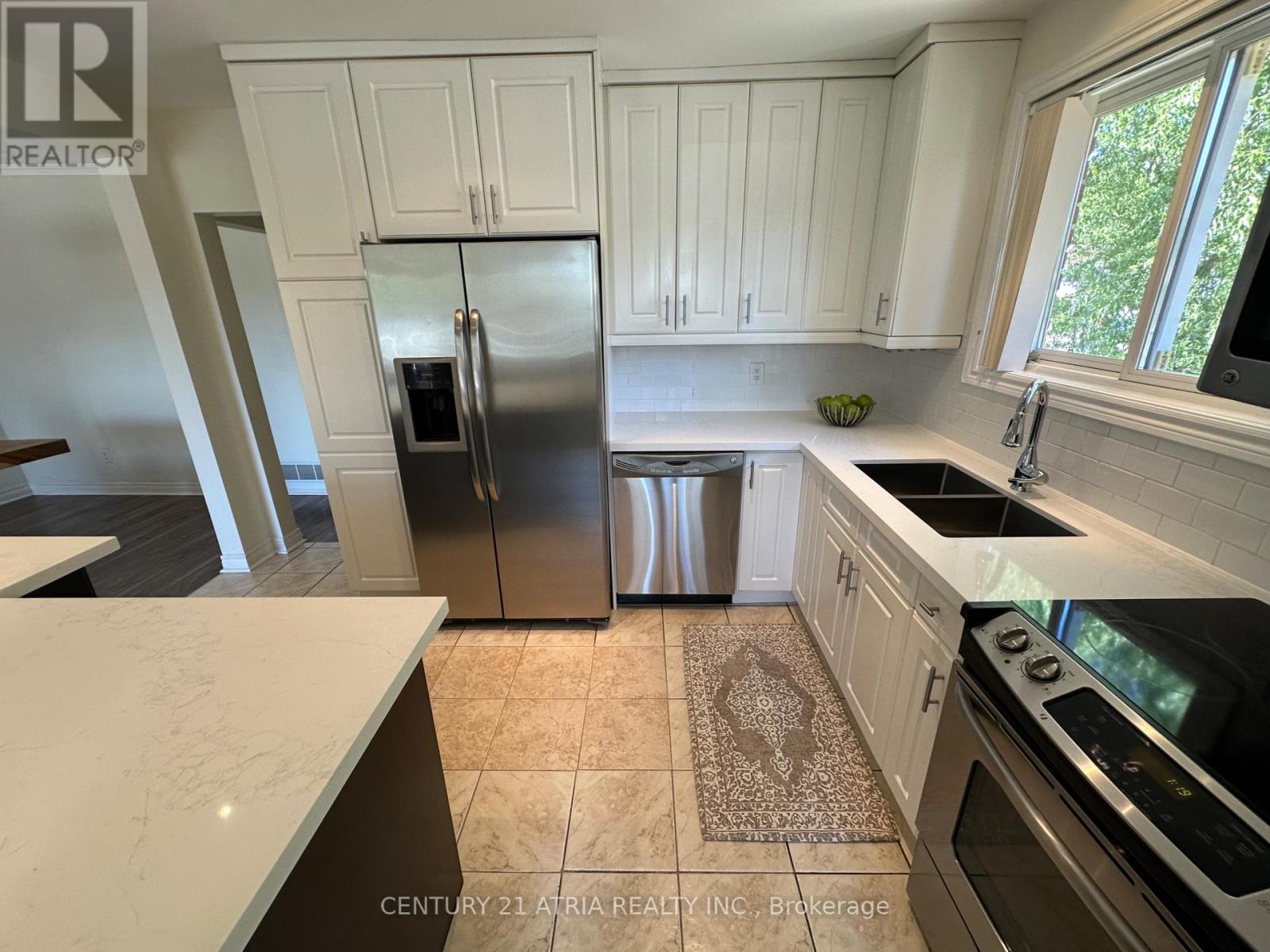 18 Reiber Crescent, Toronto, Ontario  M2H 1C4 - Photo 9 - C12380642
