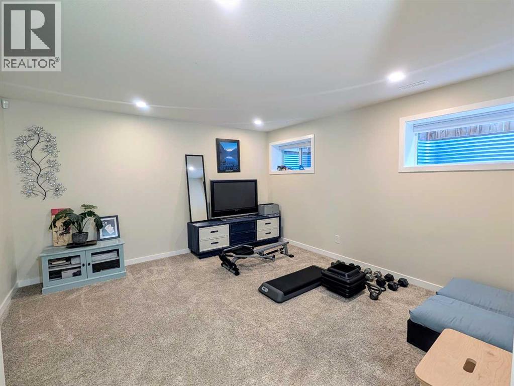 7 Greywolf Road N, Lethbridge, Alberta  T1H 7E8 - Photo 21 - A2252156