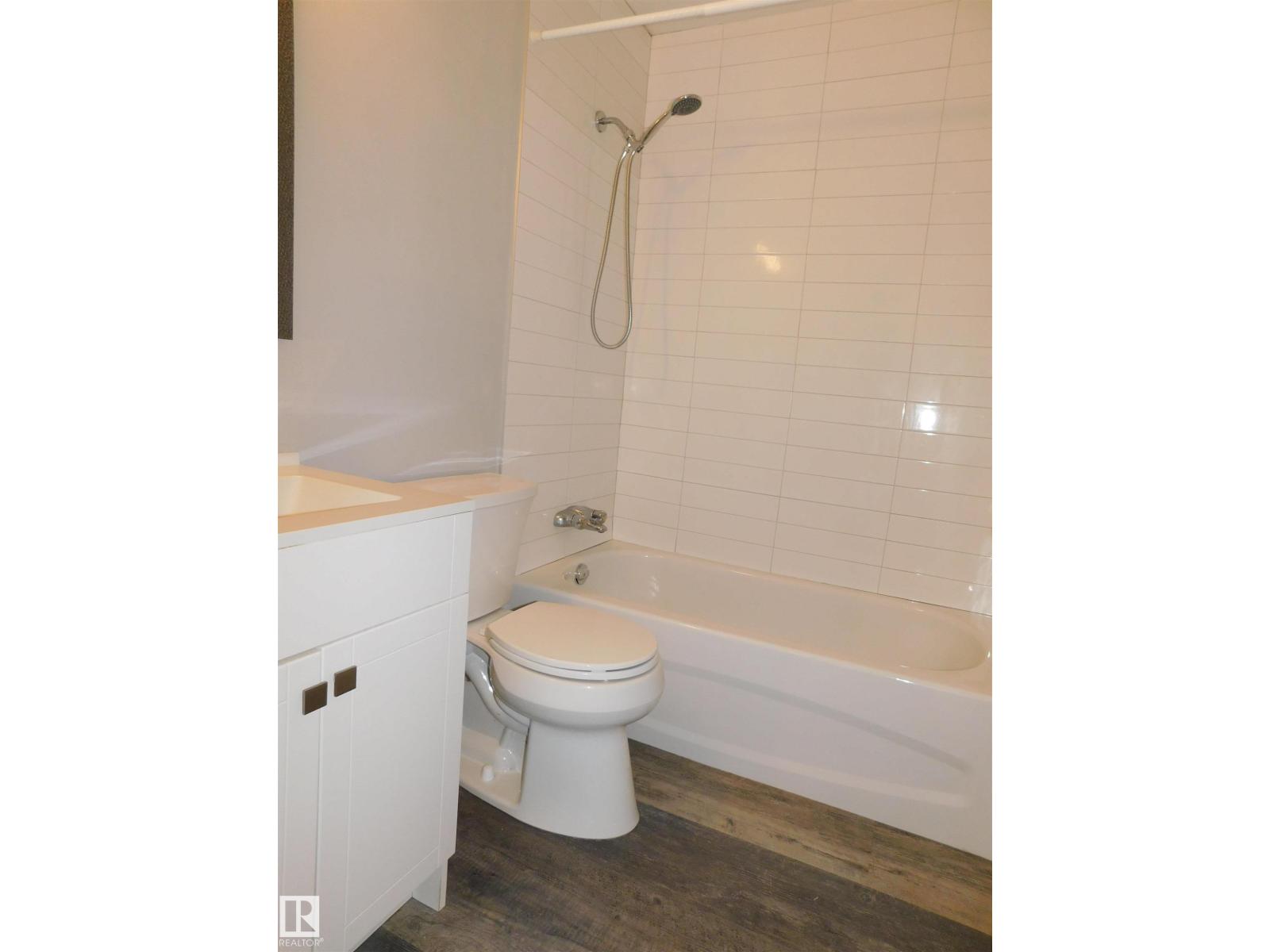 1412 Lakewood Rd W Nw, Edmonton, Alberta  T6K 3M2 - Photo 10 - E4460924