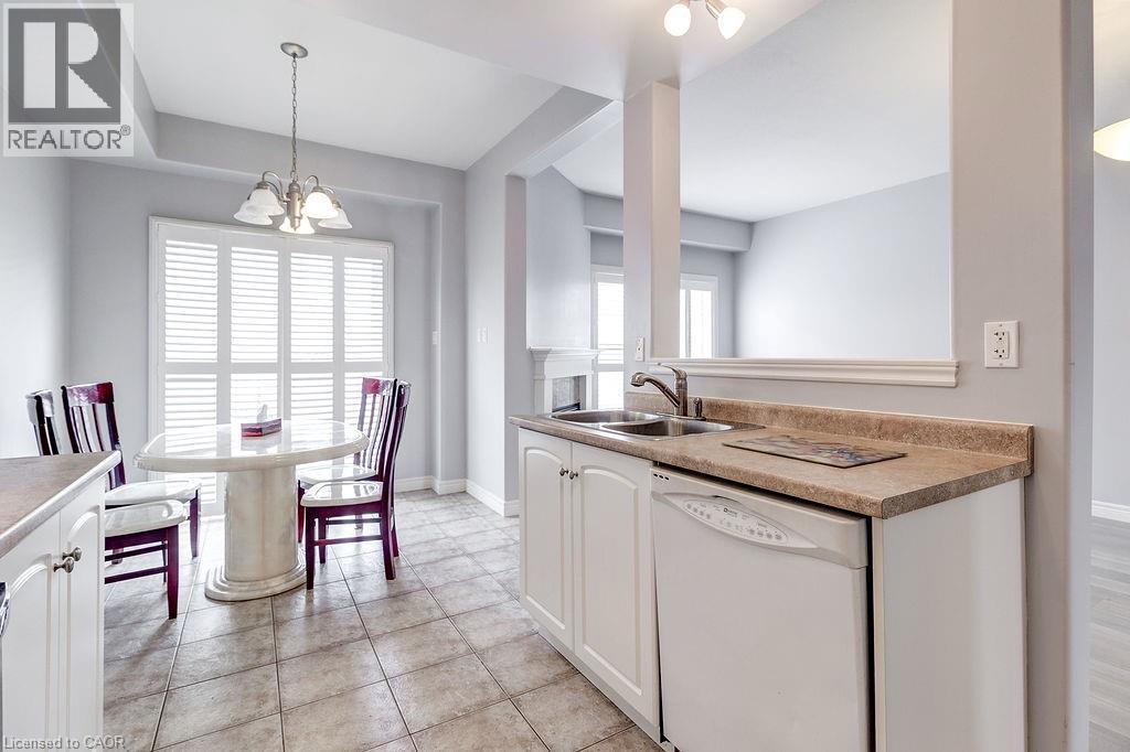 7 Palacebeach Trail, Stoney Creek, Ontario  L8E 0B9 - Photo 18 - 40766971