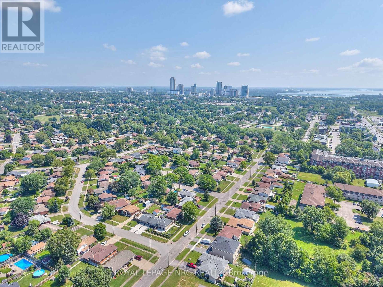 6668 Hawkins Street, Niagara Falls, Ontario  L2G 3B7 - Photo 33 - X12445576