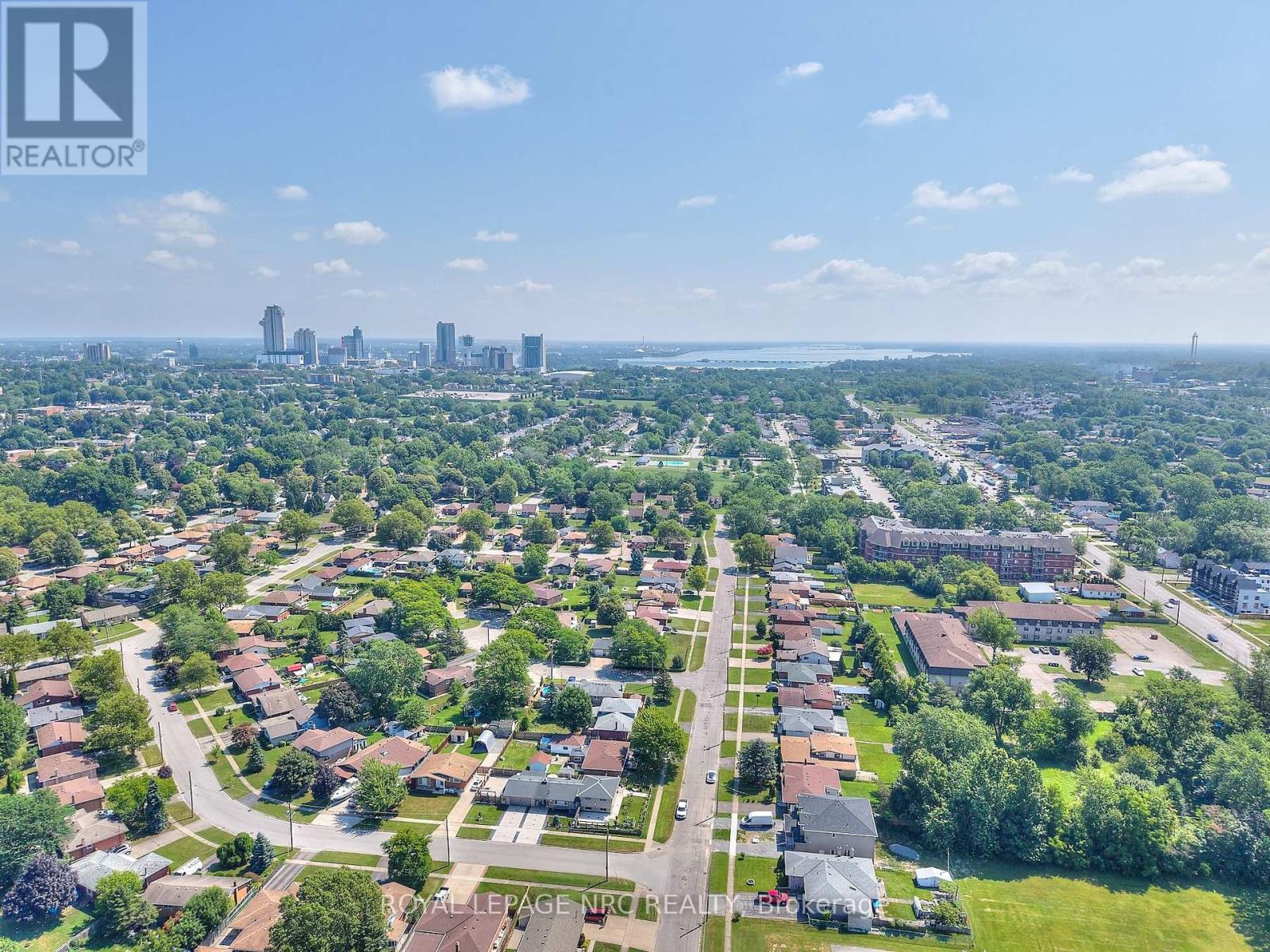6668 Hawkins Street, Niagara Falls, Ontario  L2G 3B7 - Photo 34 - X12445576