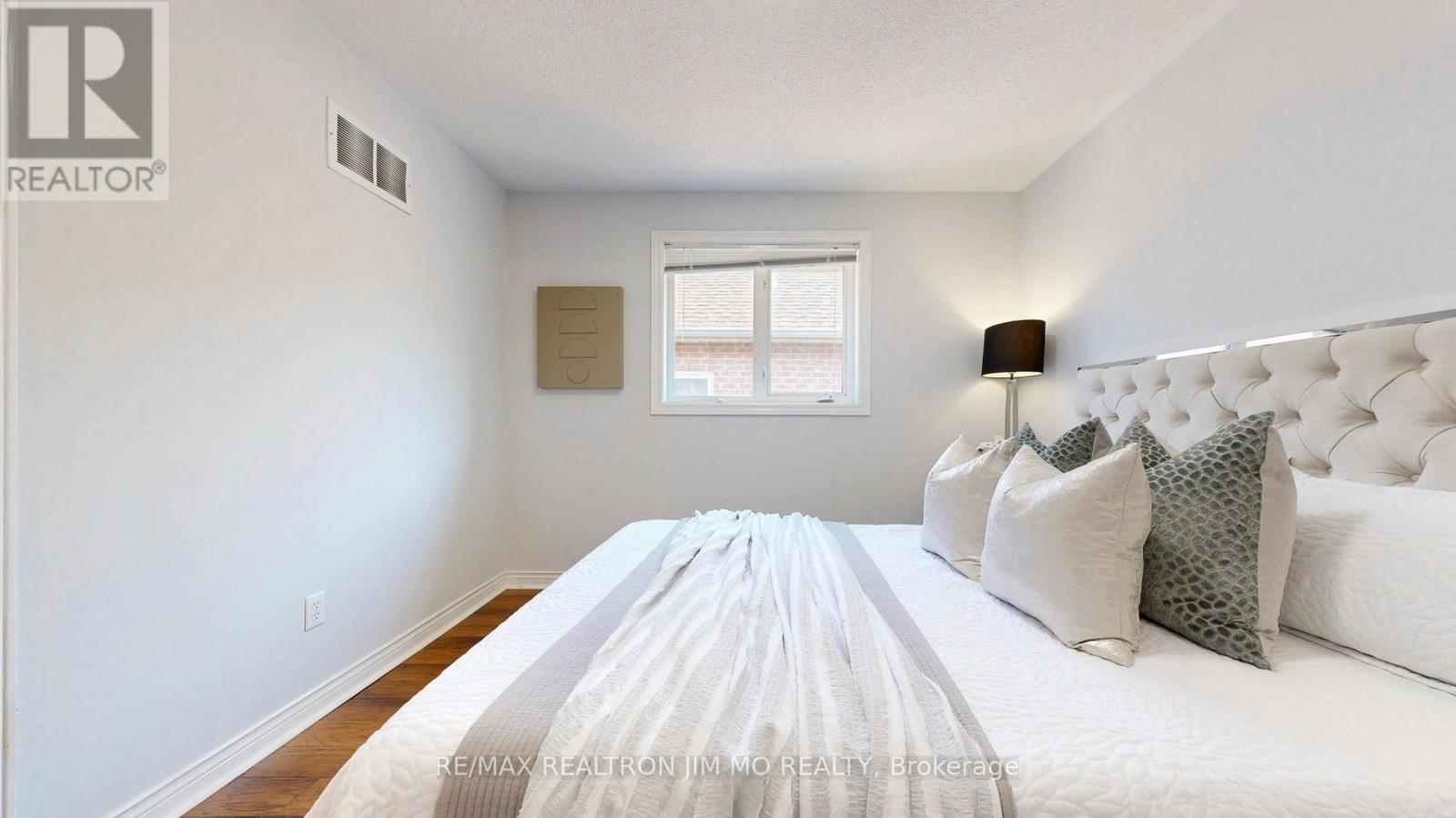 543 Greig Circle, Newmarket, Ontario  L3Y 8S6 - Photo 30 - N12444799