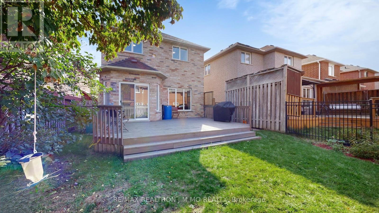 543 Greig Circle, Newmarket, Ontario  L3Y 8S6 - Photo 46 - N12444799