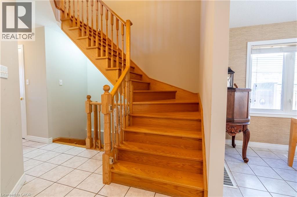 533 Langlaw Drive, Cambridge, Ontario  N1P 1H8 - Photo 13 - 40659214