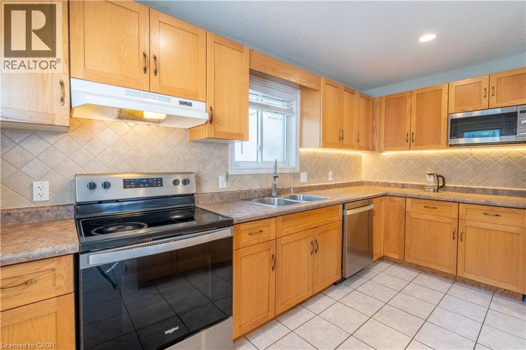 533 Langlaw Drive, Cambridge, Ontario  N1P 1H8 - Photo 7 - 40659214
