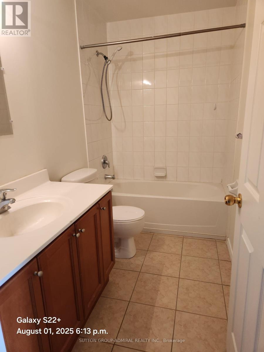 514 - 2 Maison Park Court, Vaughan, Ontario  L4J 9K5 - Photo 11 - N12445577